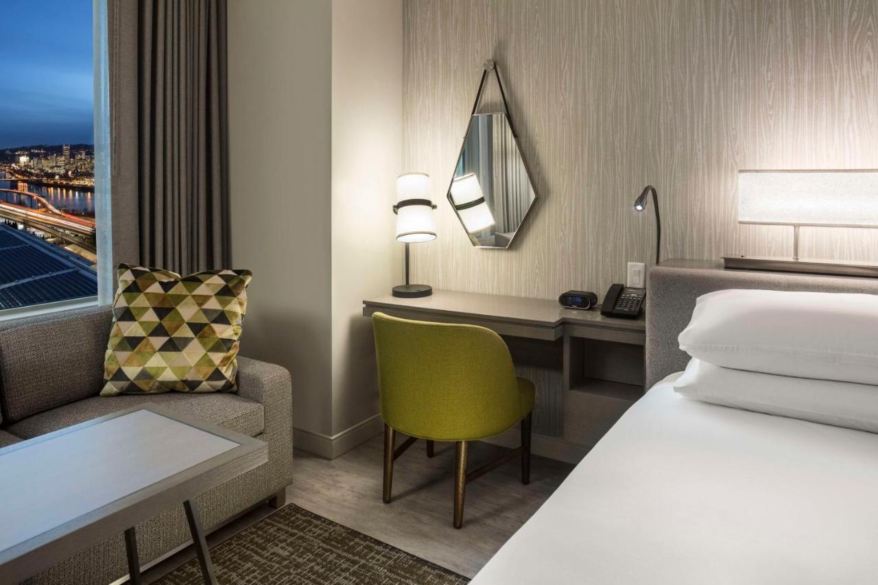 Hyatt Regency Portland At The Oregon Convention Center Bagian luar foto